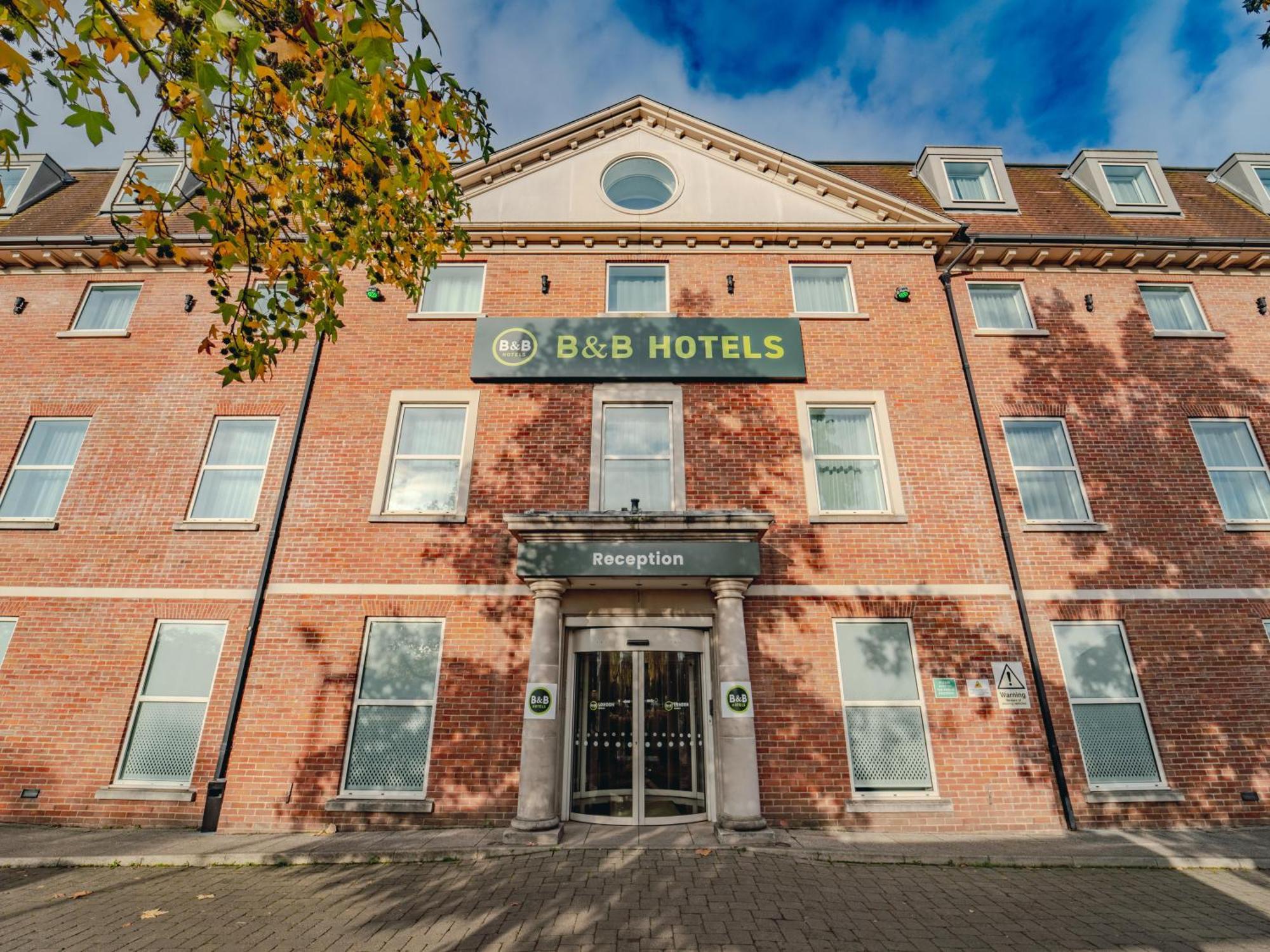 B&B Hotel London Heathrow Slough Kültér fotó